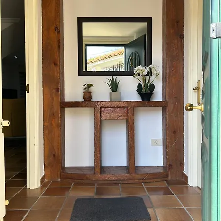 Casa de Férias Casa Robleda, Piscina Privada Cubierta Y Jacuzzi *