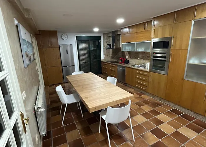 Casa Robleda, Piscina Privada Cubierta Y Jacuzzi 度假居