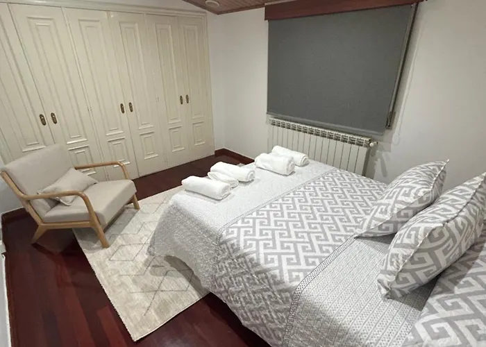 Casa Robleda, Piscina Privada Cubierta Y Jacuzzi 度假居 比戈