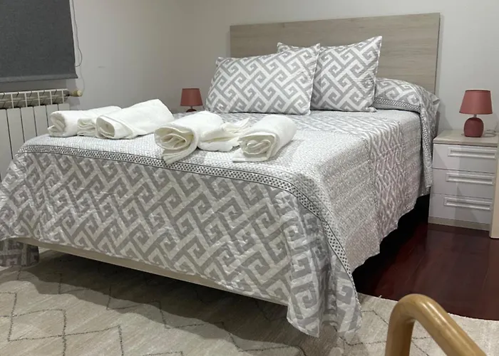 Casa Robleda, Piscina Privada Cubierta Y Jacuzzi * 比戈